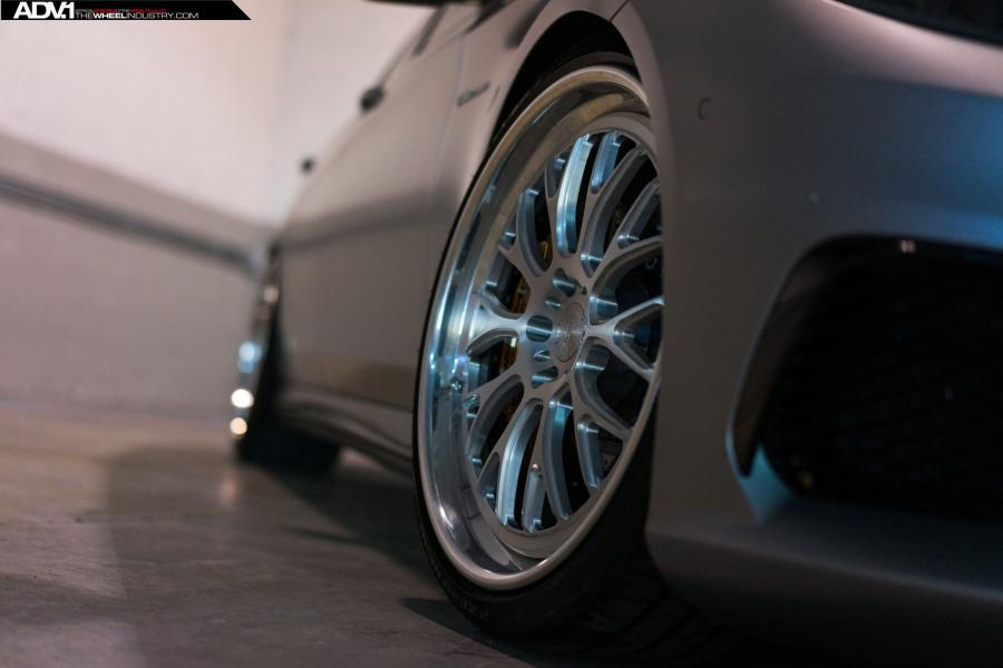 Детали экстерьера Mercedes-AMG S63 on ADV.1 Wheels (ADV10.0) 2015 года  (фото 23 из 27)